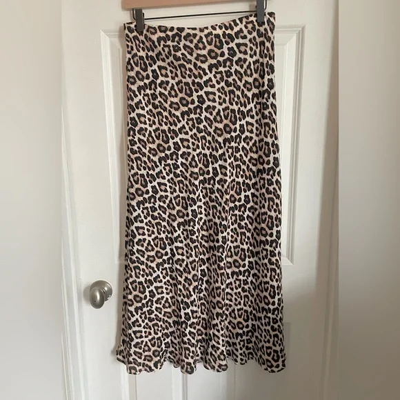 H&M Animal Print Maxi Skirt - Picture 2 of 5
